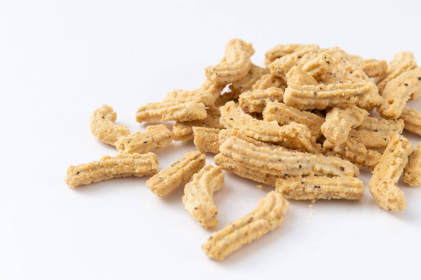 7 oz White Cheddar Rosemary Cheese Straws