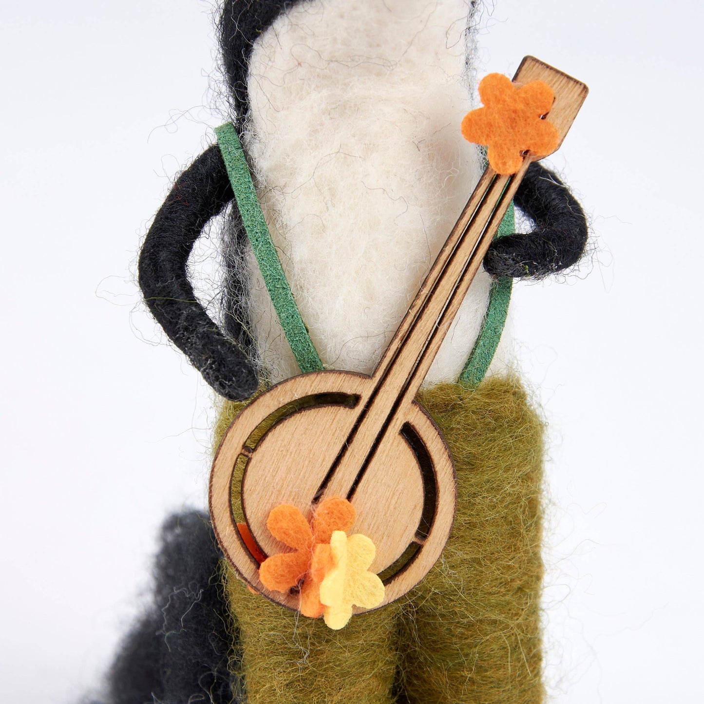 Banjo Skunk Critter
