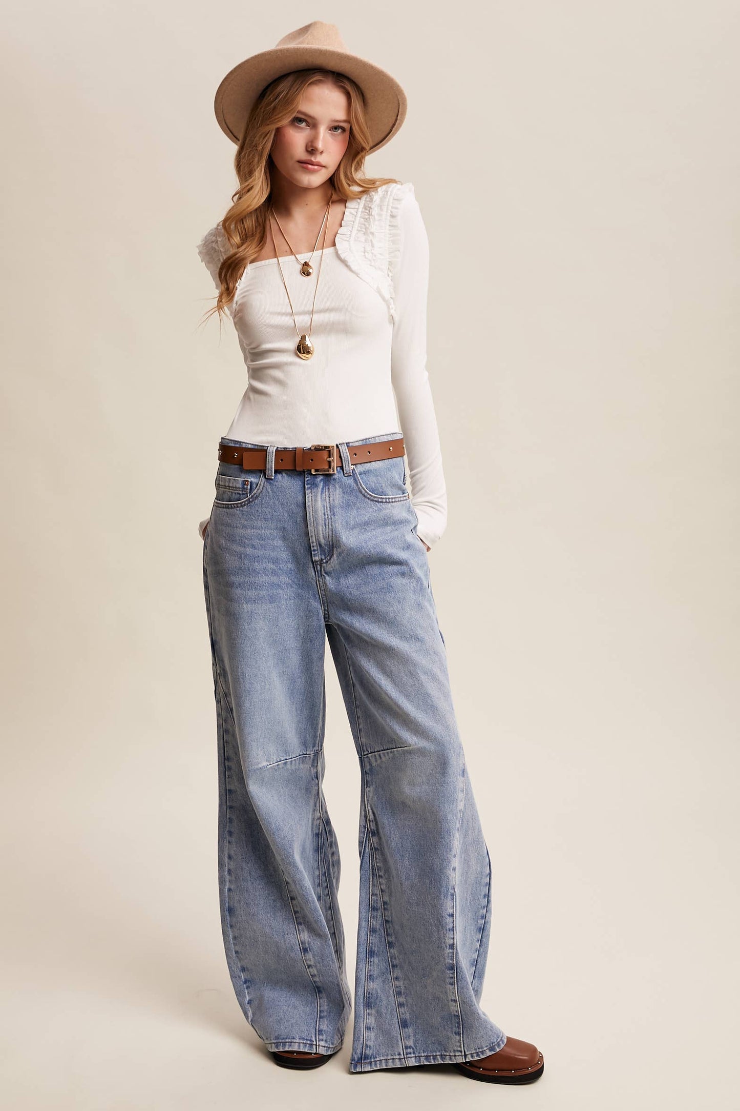 Wide-Leg Panel Detail Jeans