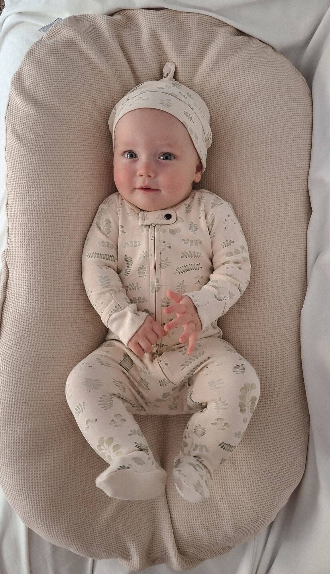 Organic 2-Way Zipper Footie in Stone Botanica