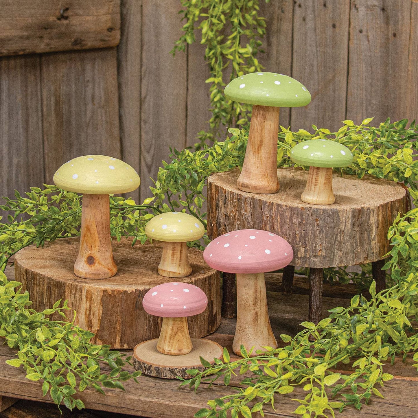 2/Set Green Wooden Mushrooms