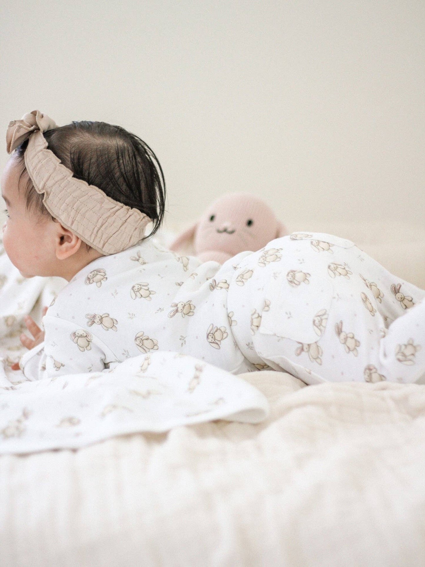 Organic 2-Way Zipper Footie in Bunny Biscuit