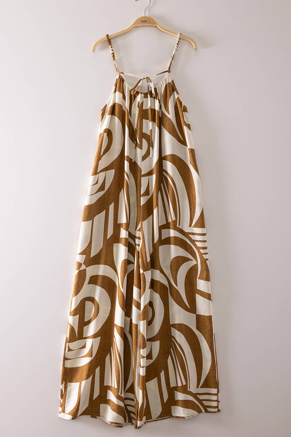NP71117-Sleeveless Oversized Woven Print Jumpsuit