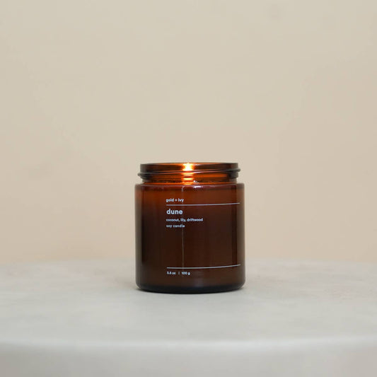 Dune soy candle - coconut, lily, driftwood