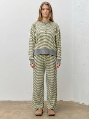 STRIPED ELASTIC WAIST PANTS