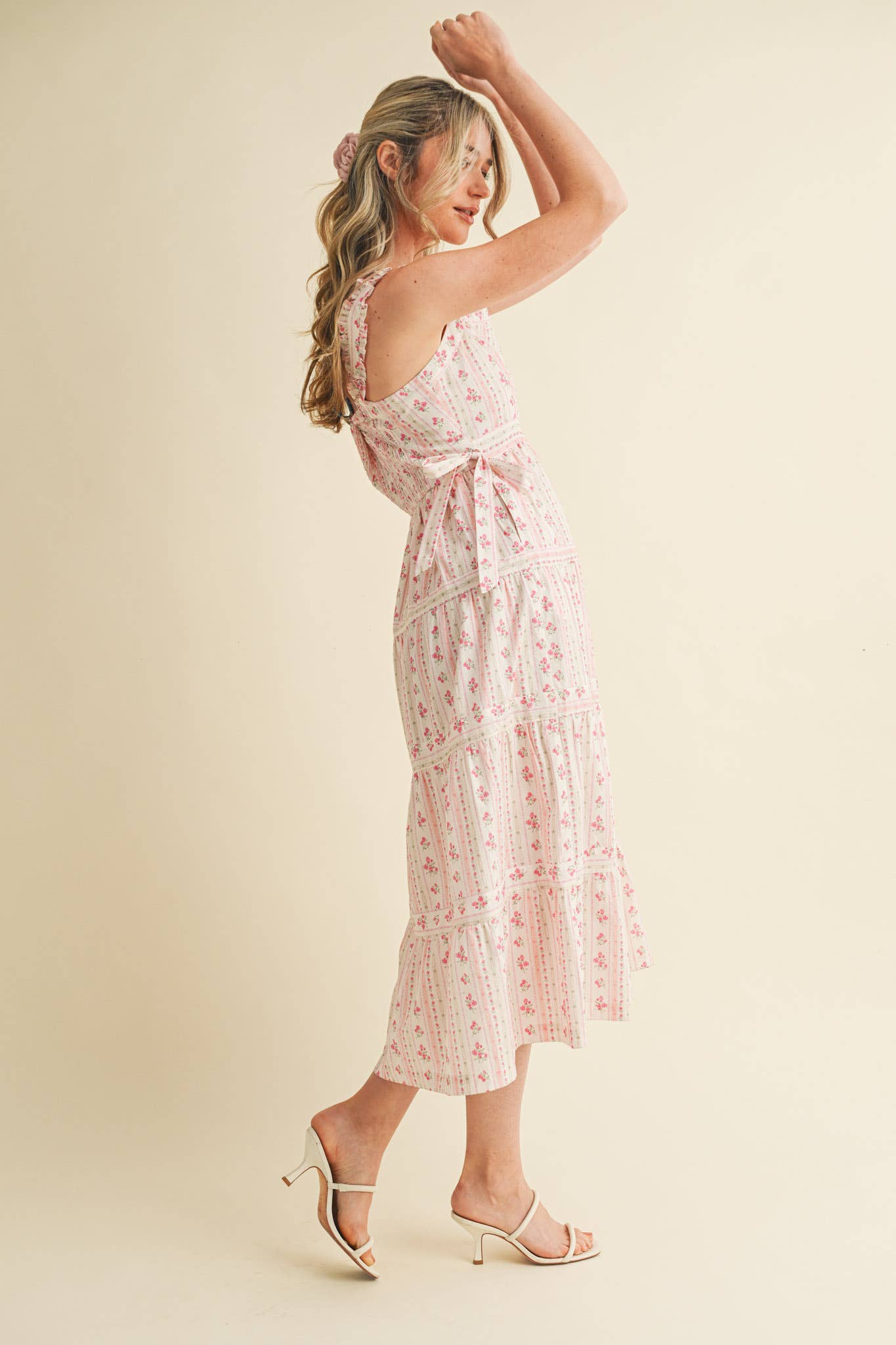 RUFFLED STRAP FLORAL MIDI DRESS WITH SIDE TYING BOWS MDR3586