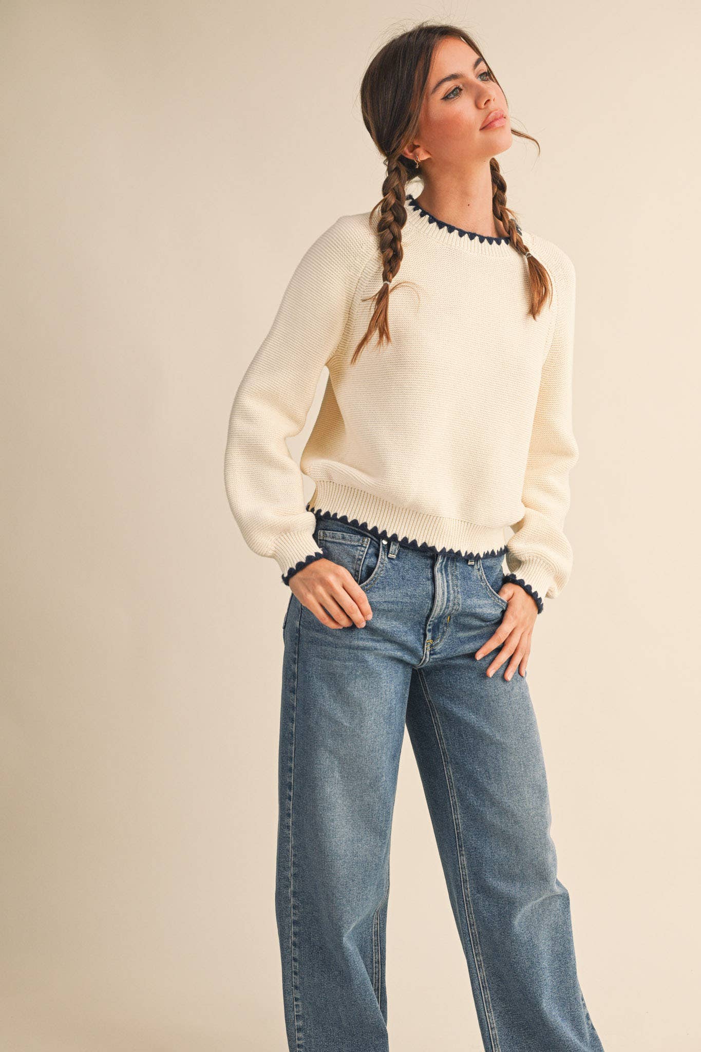 LONG PUFF SLEEVE SWEATER WITH CONTRAST STITCH MSW11083