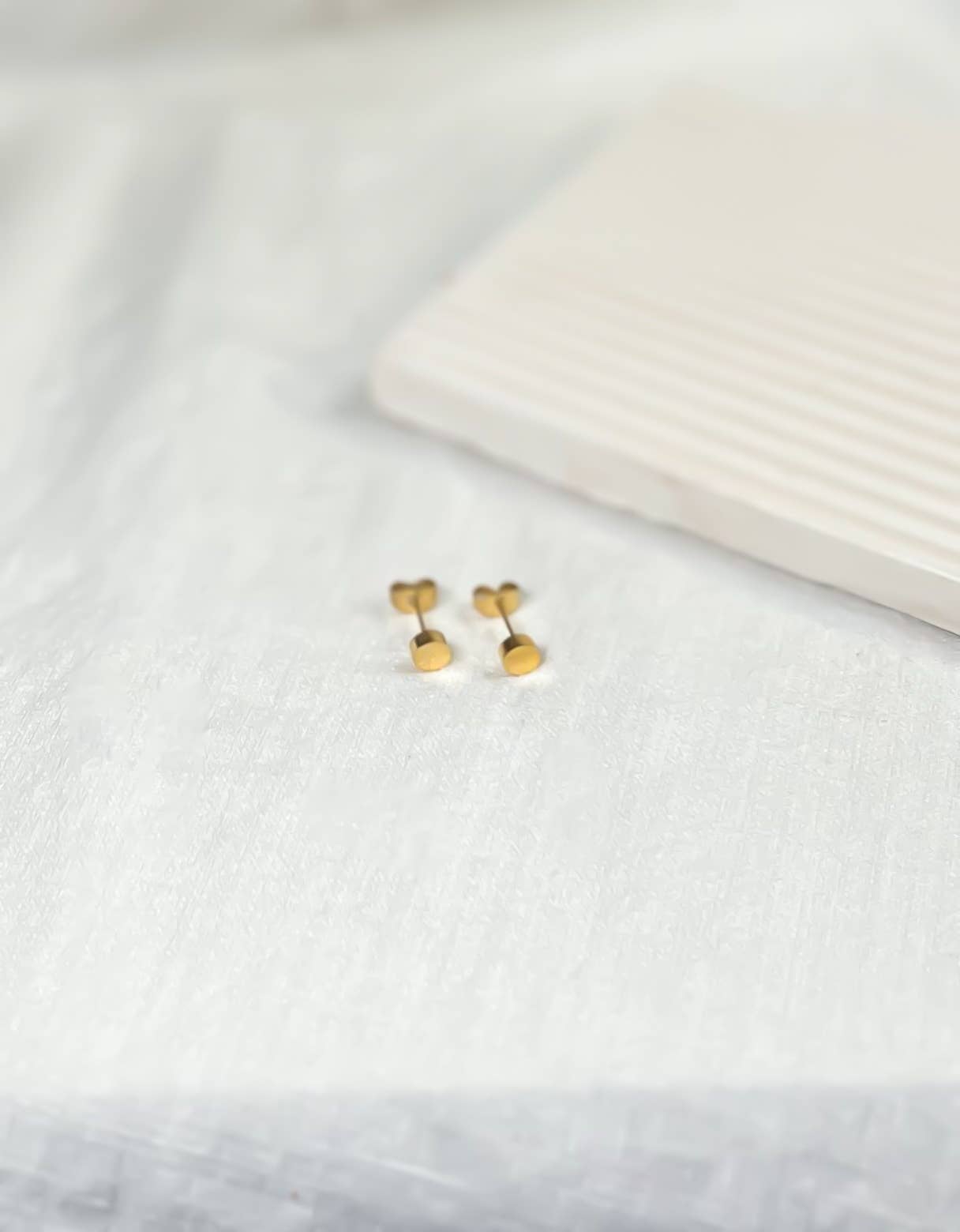 Tiny Circle Stud Earring