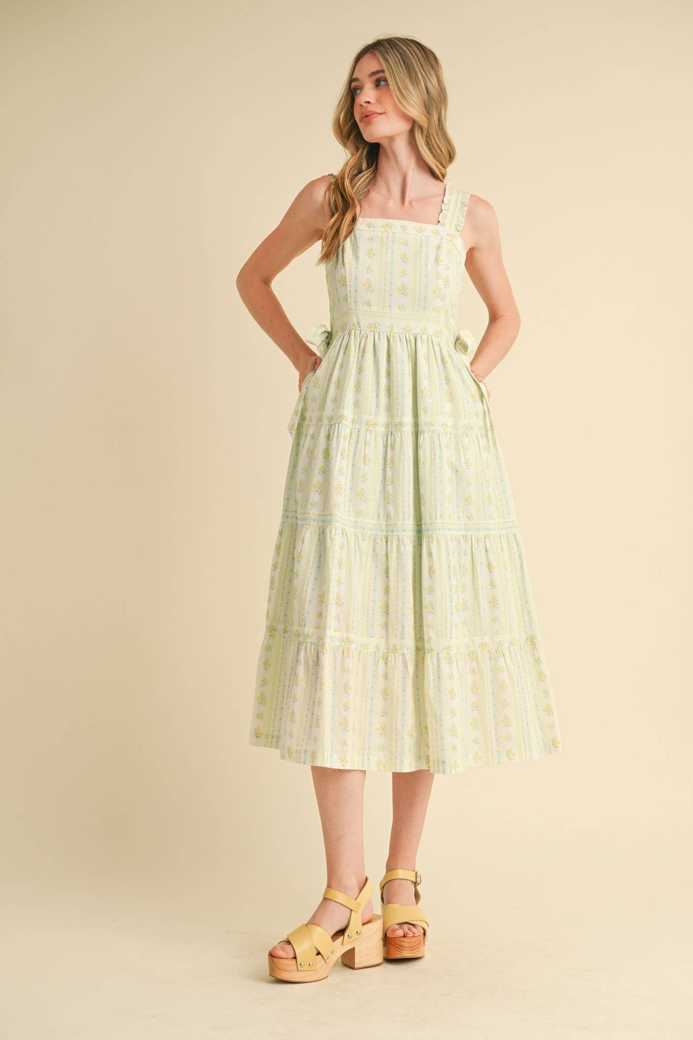 RUFFLED STRAP FLORAL MIDI DRESS WITH SIDE TYING BOWS MDR3586