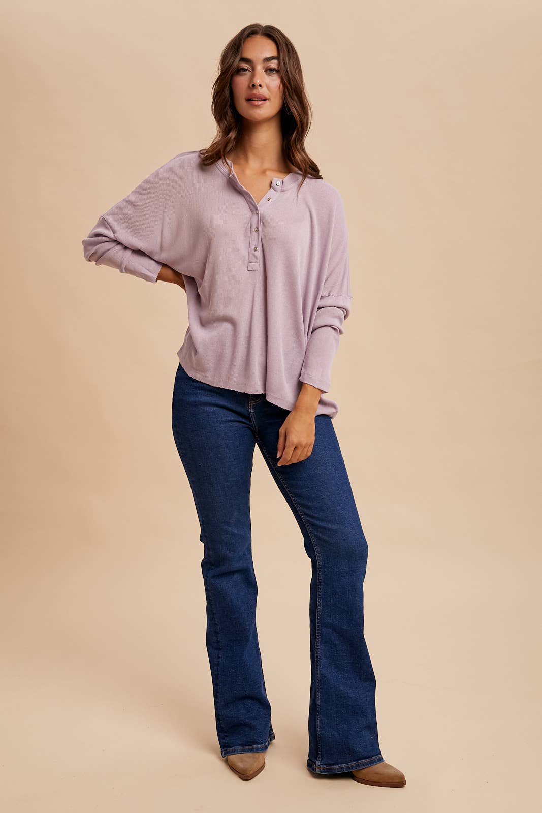 LONG SLEEVE HENLEY TOP WITH RAW EDGE HEM