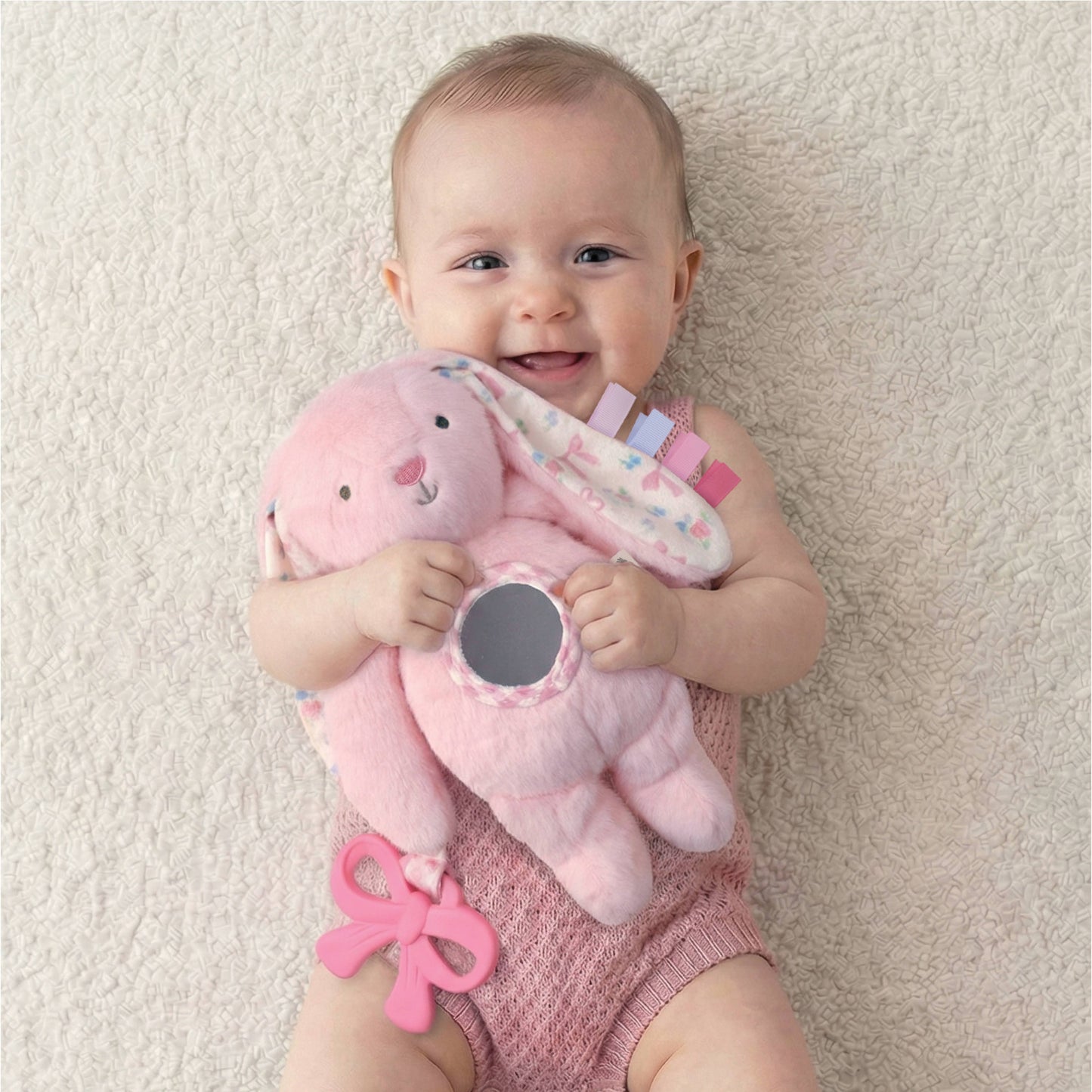 *NEW* Pink Bunny Bitzy Traveler™