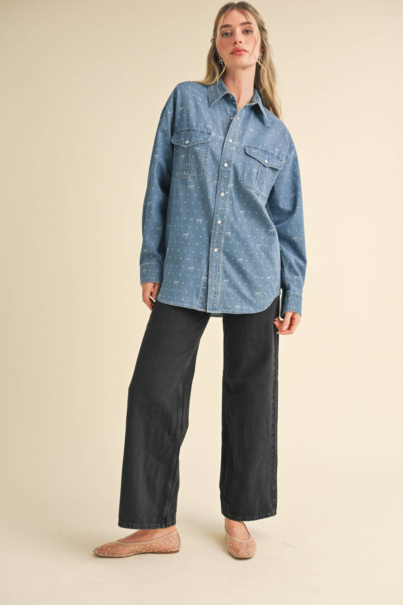 BOW PRINT OVERSIZED DENIM BUTTON DOWN TOP MTP3458
