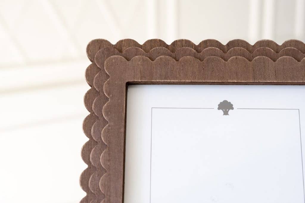 17062 - 12x14 wood scallop photo frame (8x10 pic) espresso