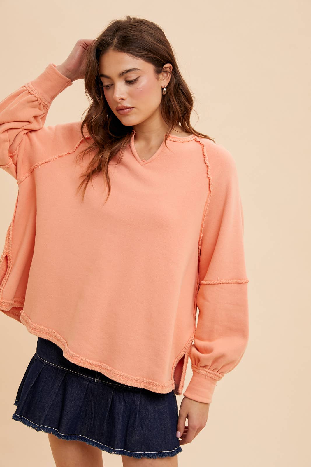 OVERSIZED GARMENT WASHED NOTCHED TOP
