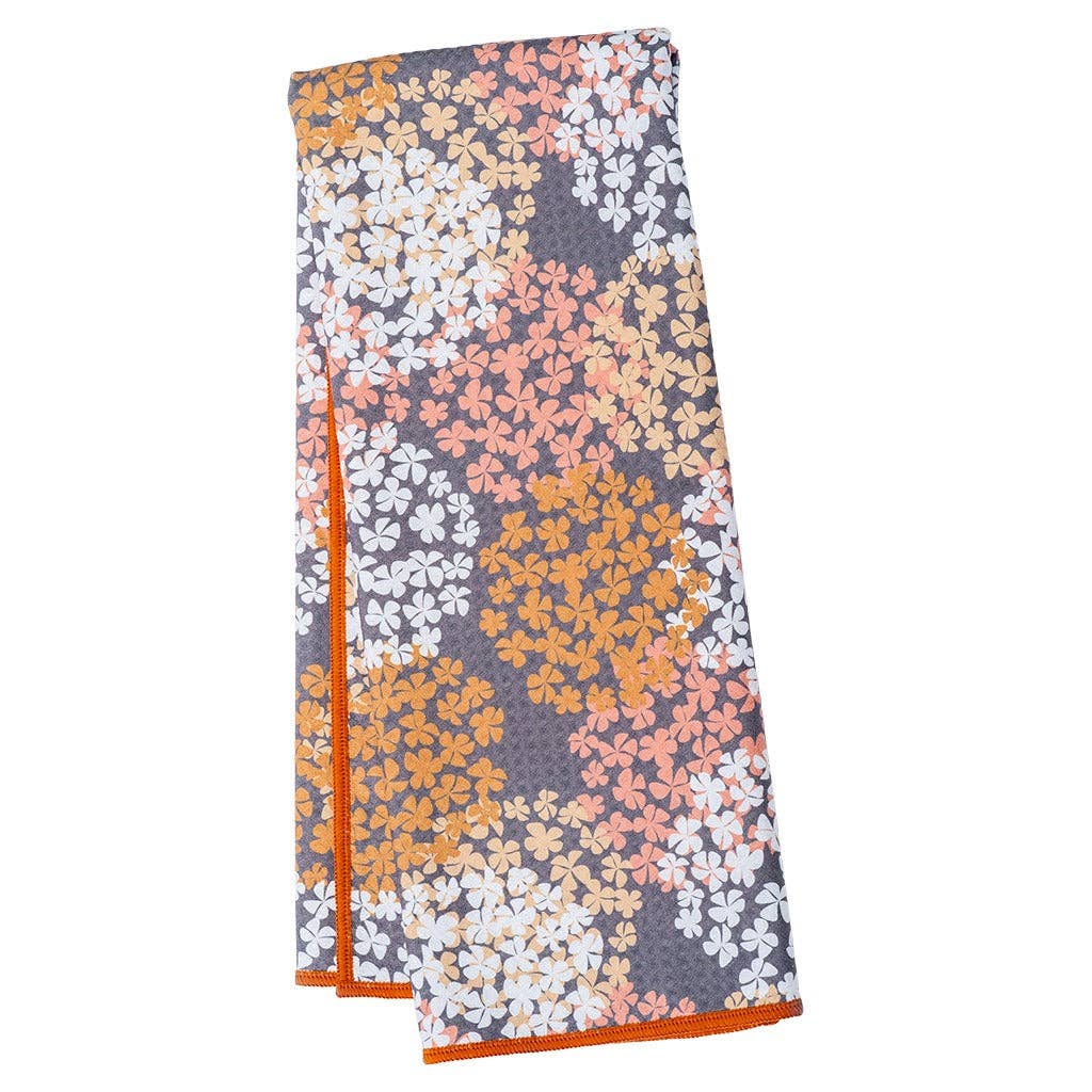 Anywhere Towel - Hydrangea