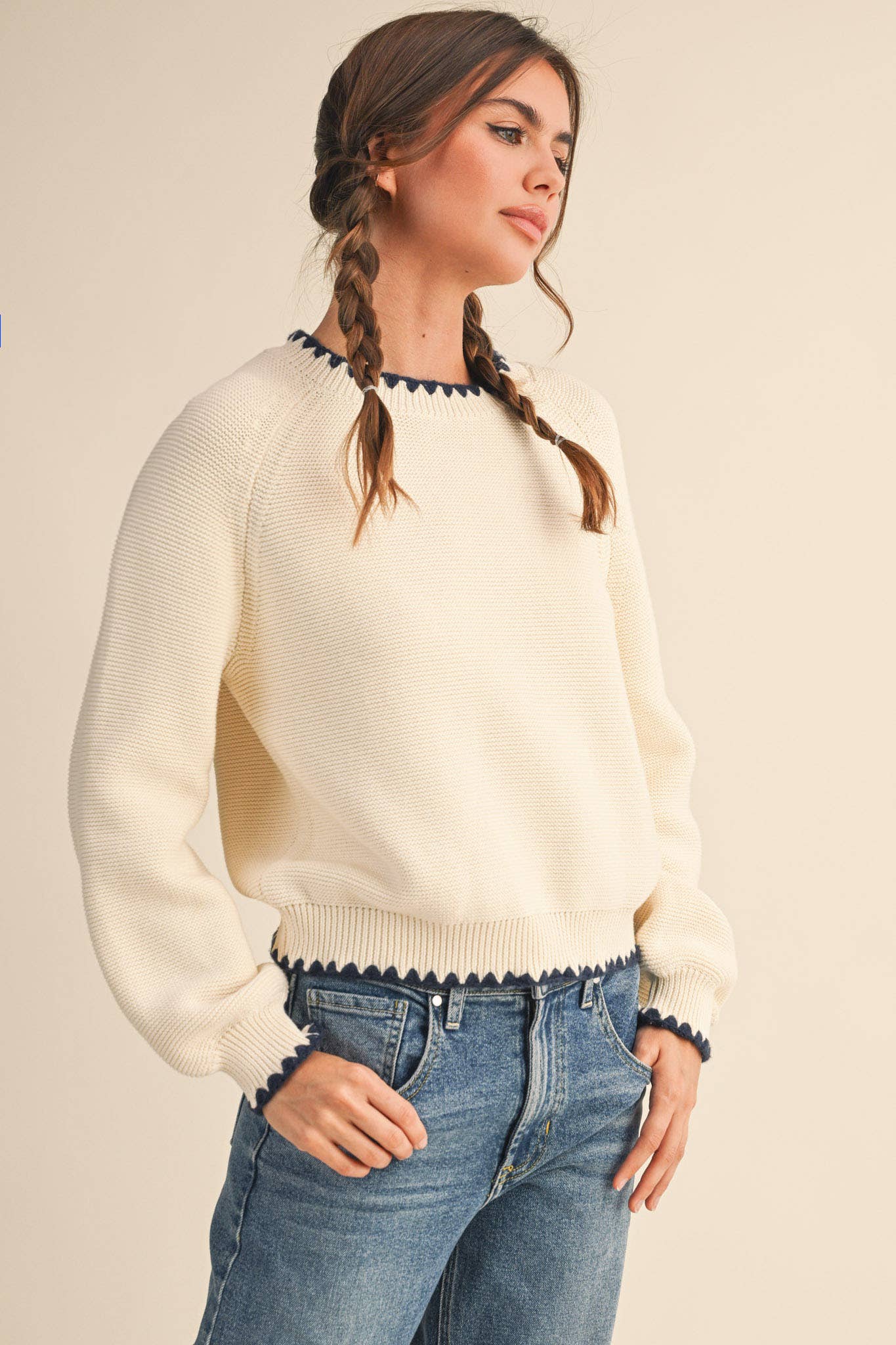LONG PUFF SLEEVE SWEATER WITH CONTRAST STITCH MSW11083