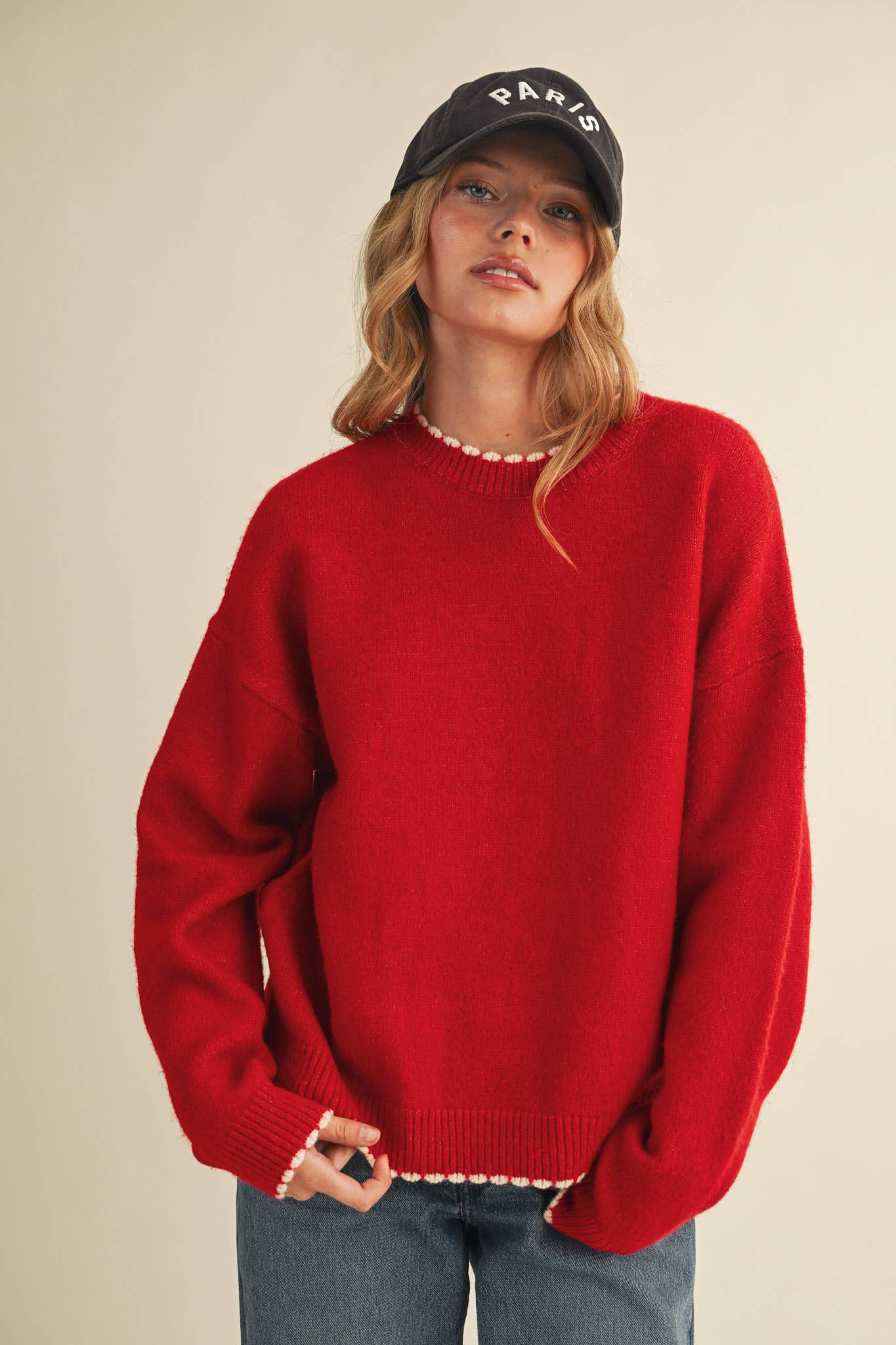 CONTRAST KNIT SCALLOPED EDGE SWEATER