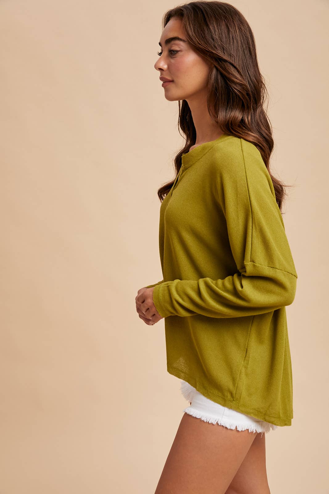 LONG SLEEVE HENLEY TOP WITH RAW EDGE HEM
