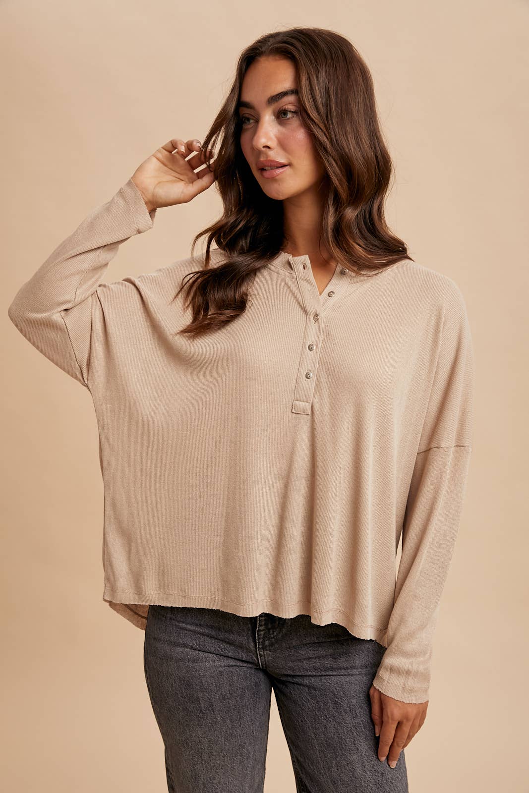 LONG SLEEVE HENLEY TOP WITH RAW EDGE HEM