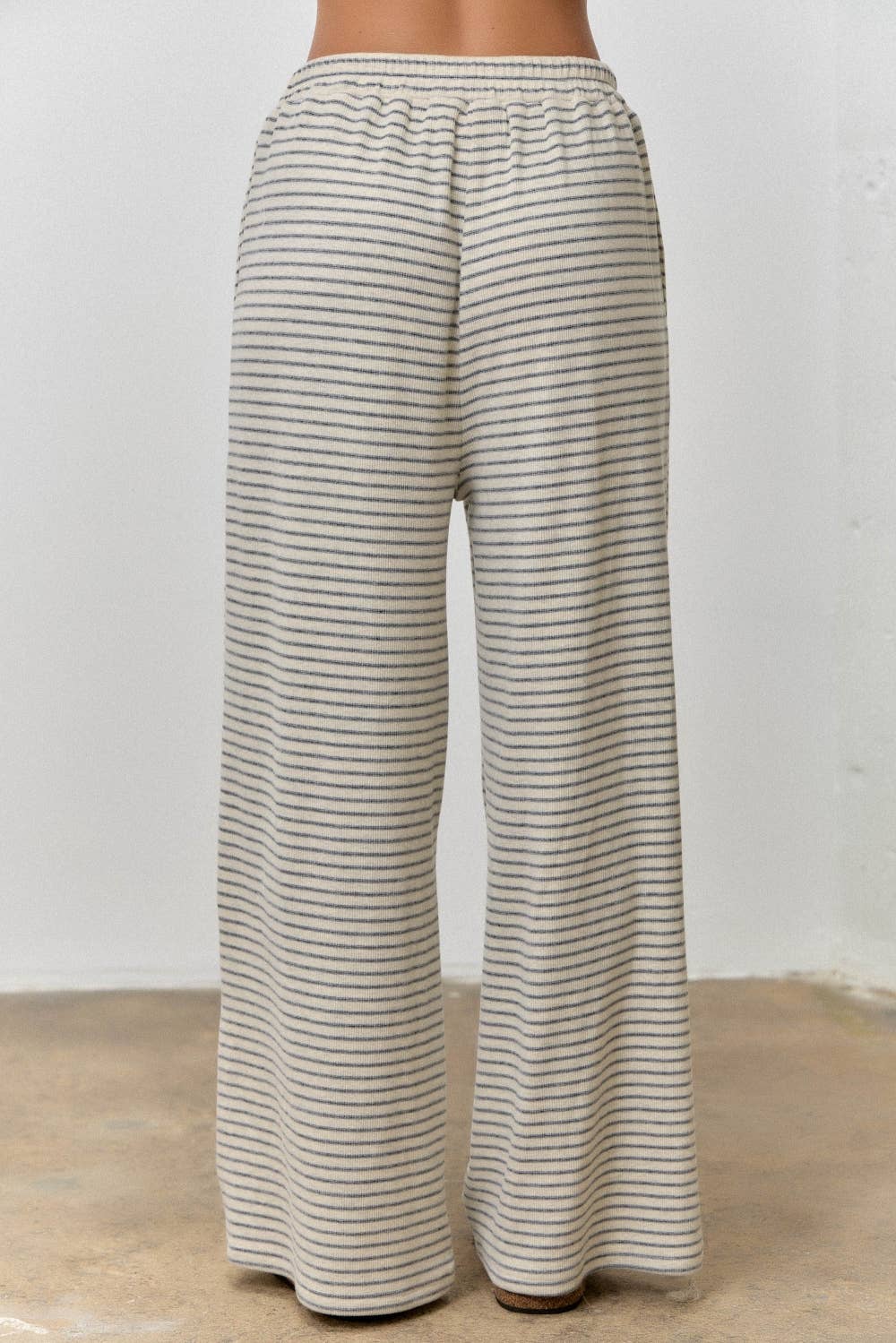 STRIPED ELASTIC WAIST PANTS