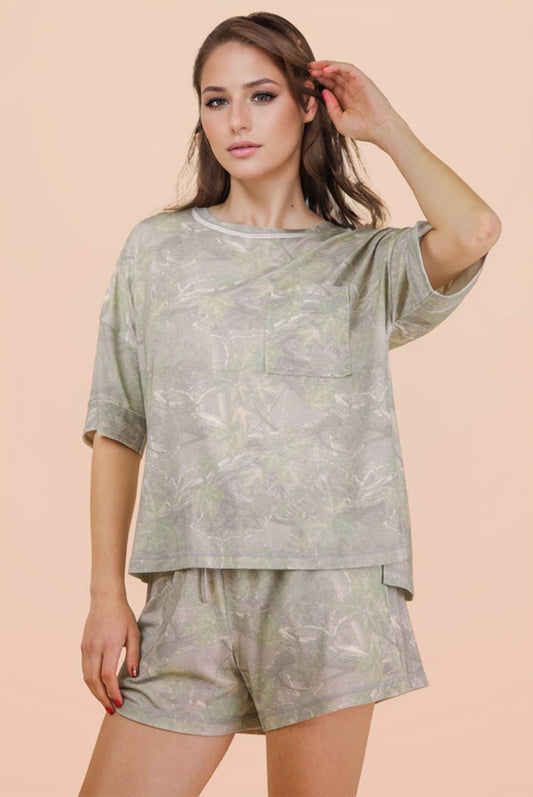 Camo Print Casual Knit Top & Shorts Set