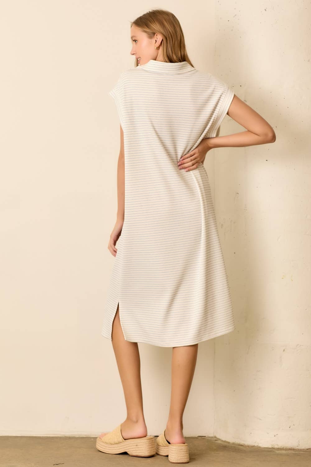 STRIPE COLLAR KNIT DRESS