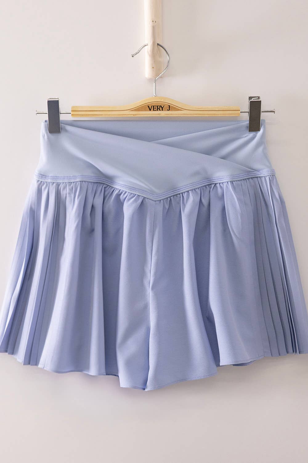 NP70970-Side Pleated Detail Activewear Shorts
