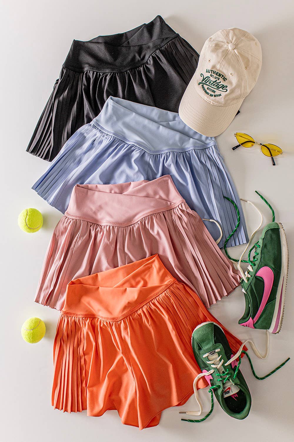 NP70970-Side Pleated Detail Activewear Shorts