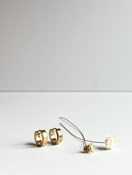 Small Gold Huggie Hoop