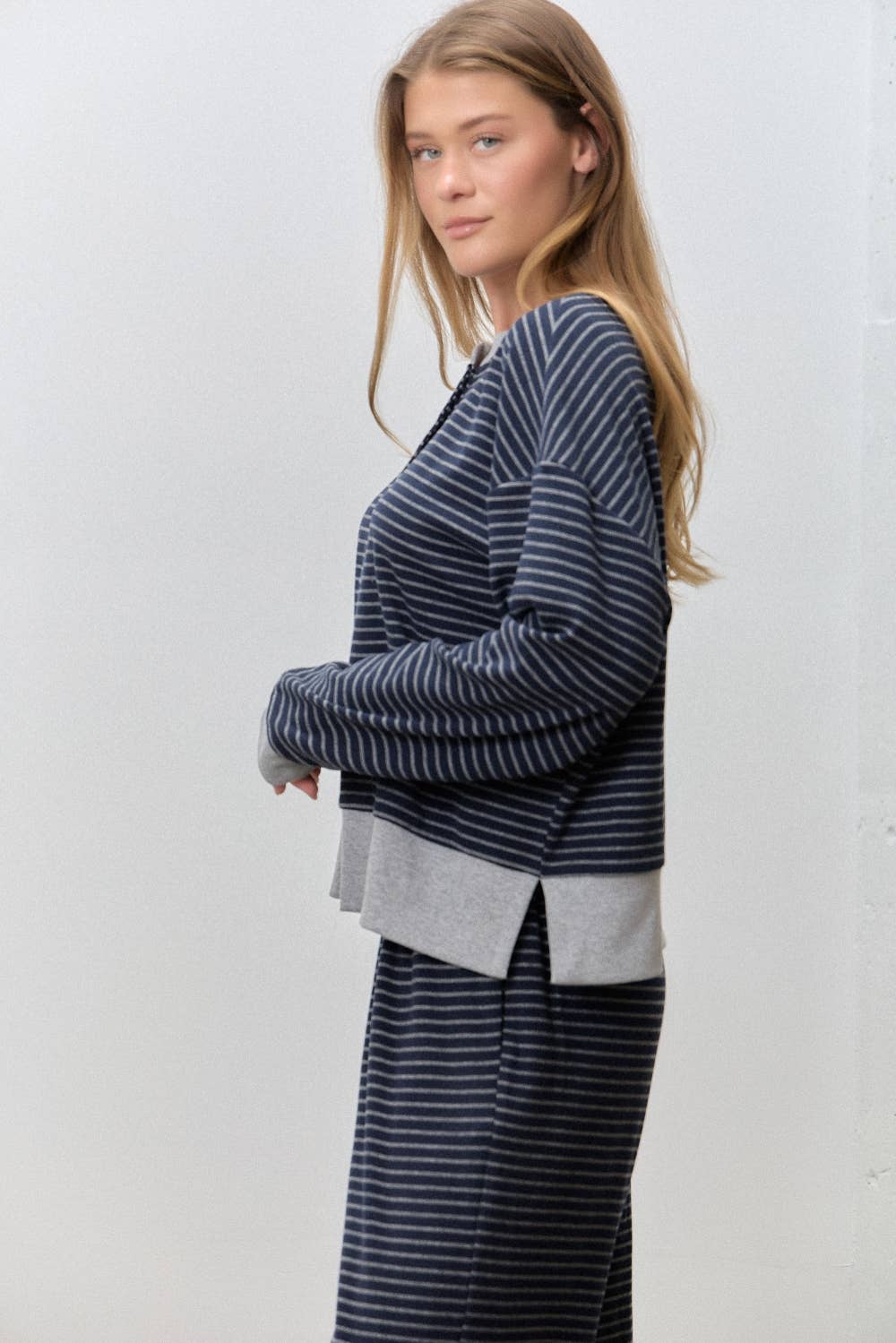STRIPED CONTRAST HEM LONG SLEEVE TOP