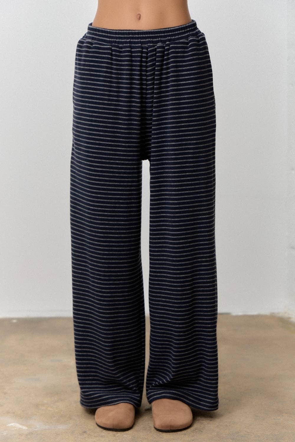 STRIPED ELASTIC WAIST PANTS