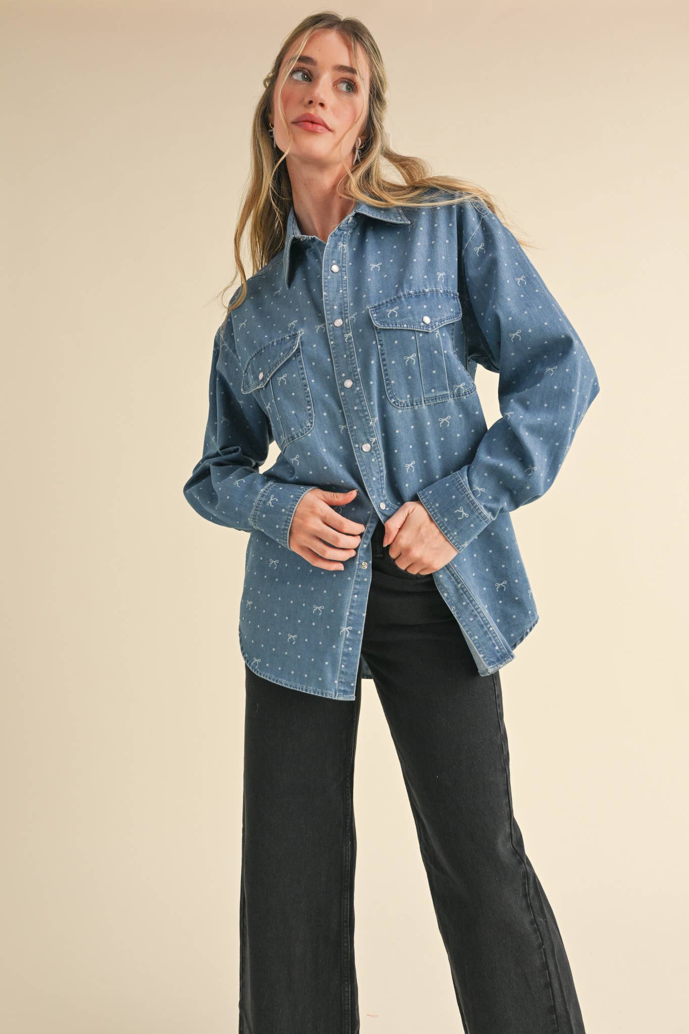 BOW PRINT OVERSIZED DENIM BUTTON DOWN TOP MTP3458