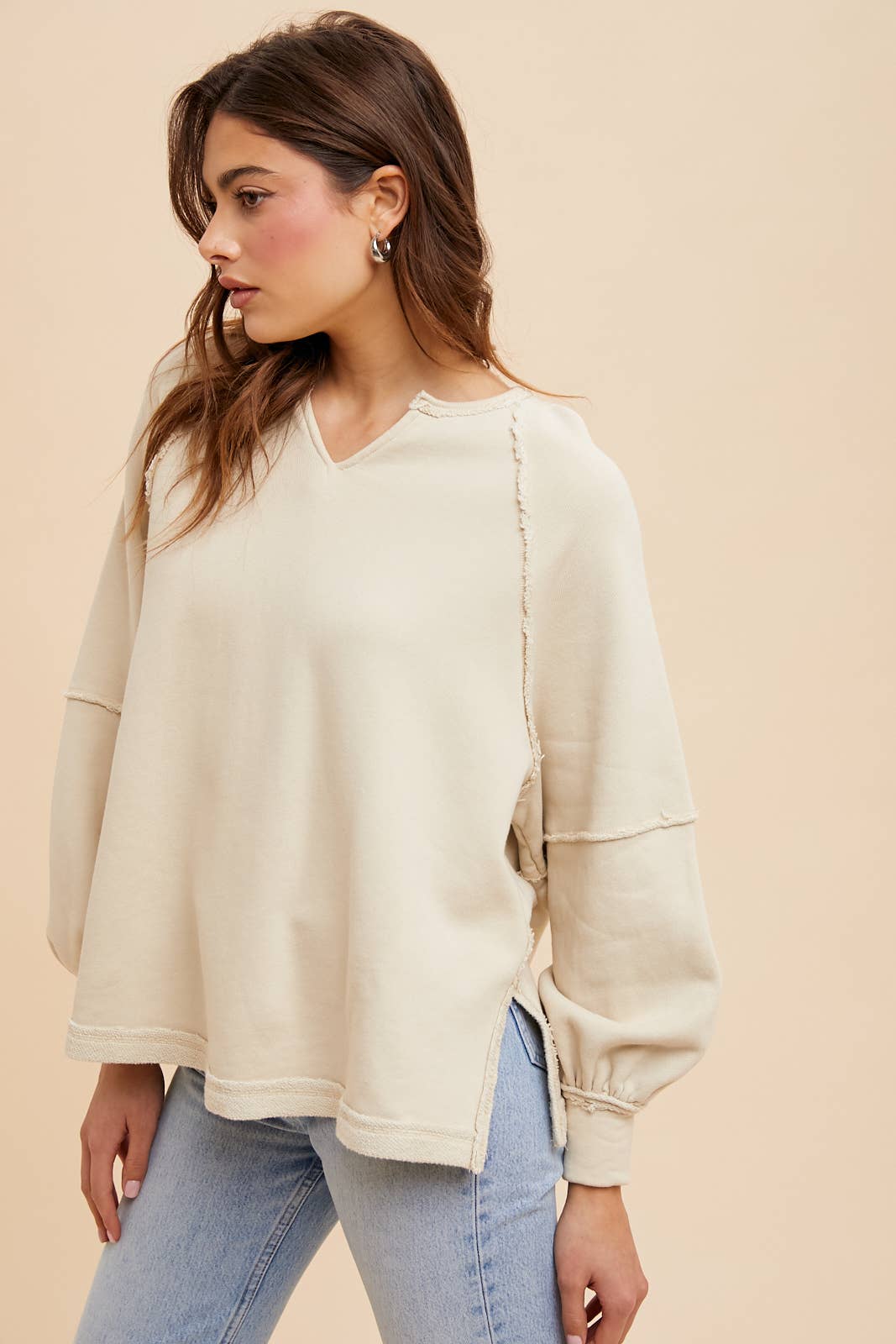 OVERSIZED GARMENT WASHED NOTCHED TOP