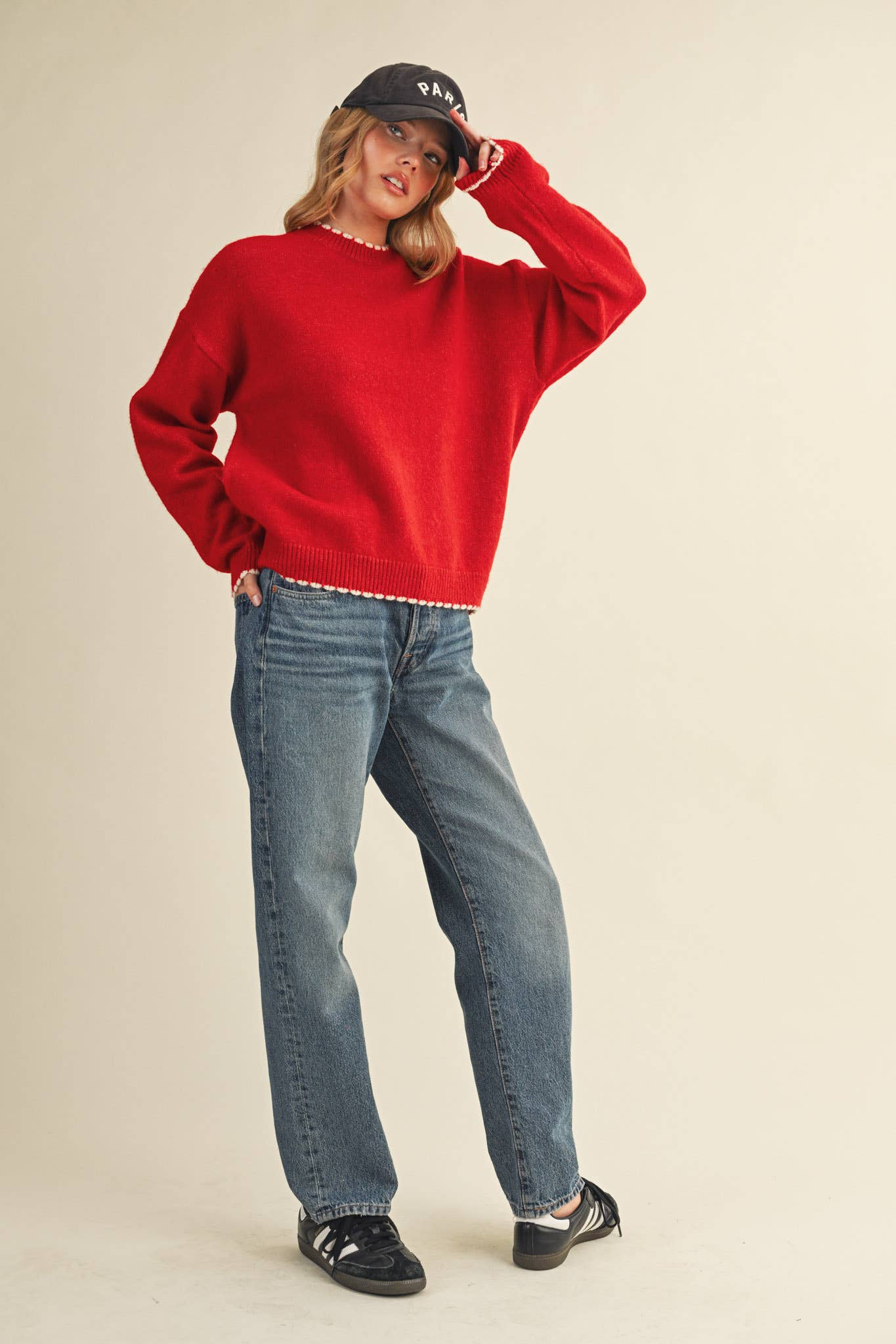 CONTRAST KNIT SCALLOPED EDGE SWEATER