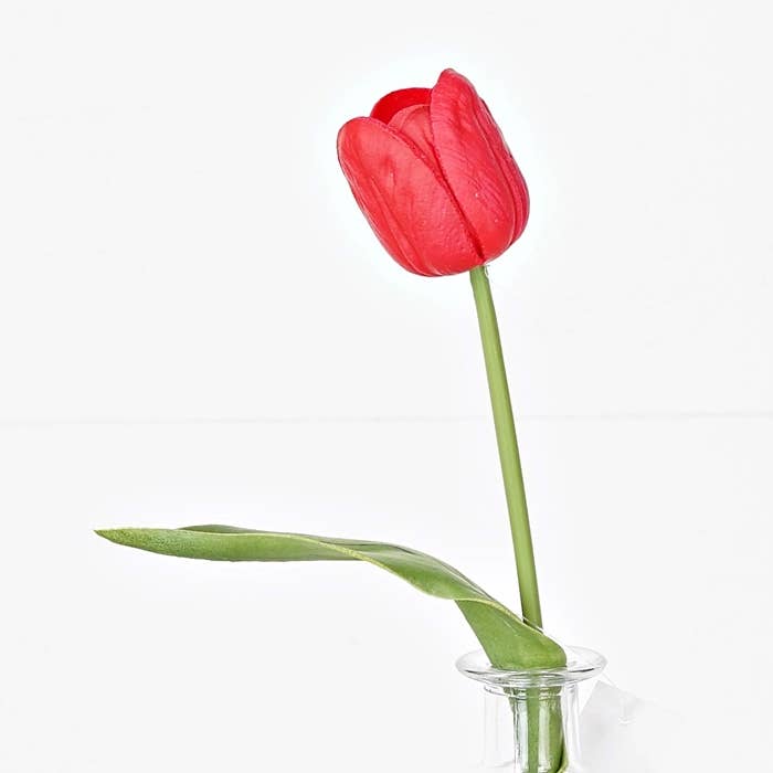 14in real touch Tulip Bud w. Leave-Red