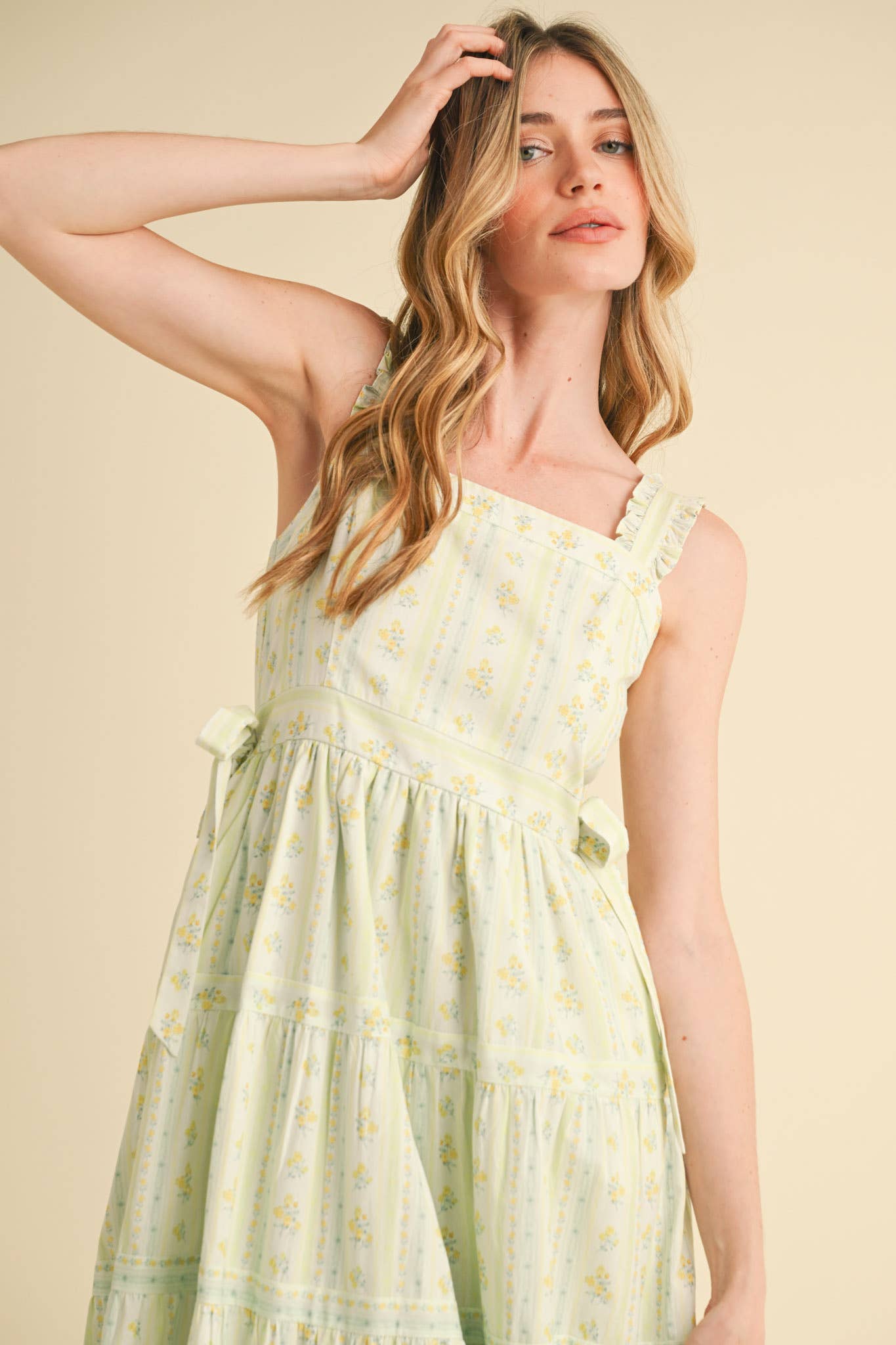 RUFFLED STRAP FLORAL MIDI DRESS WITH SIDE TYING BOWS MDR3586