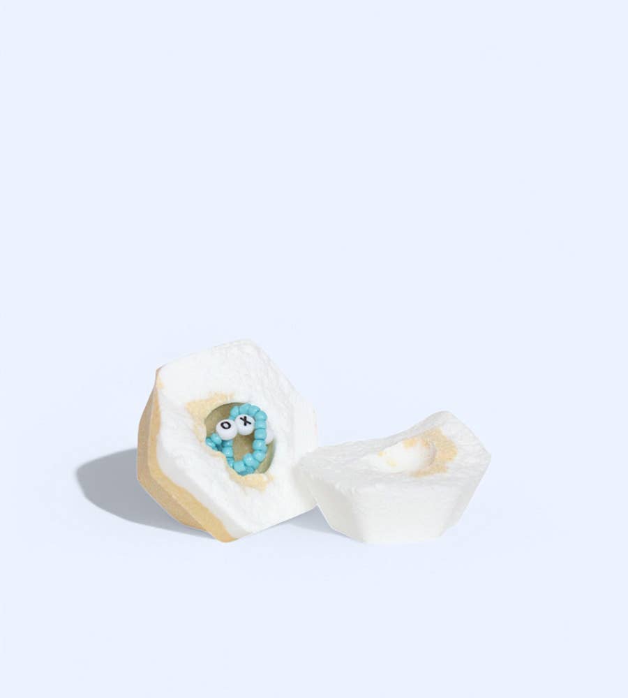 "XOXO” Bracelet Bath Bomb
