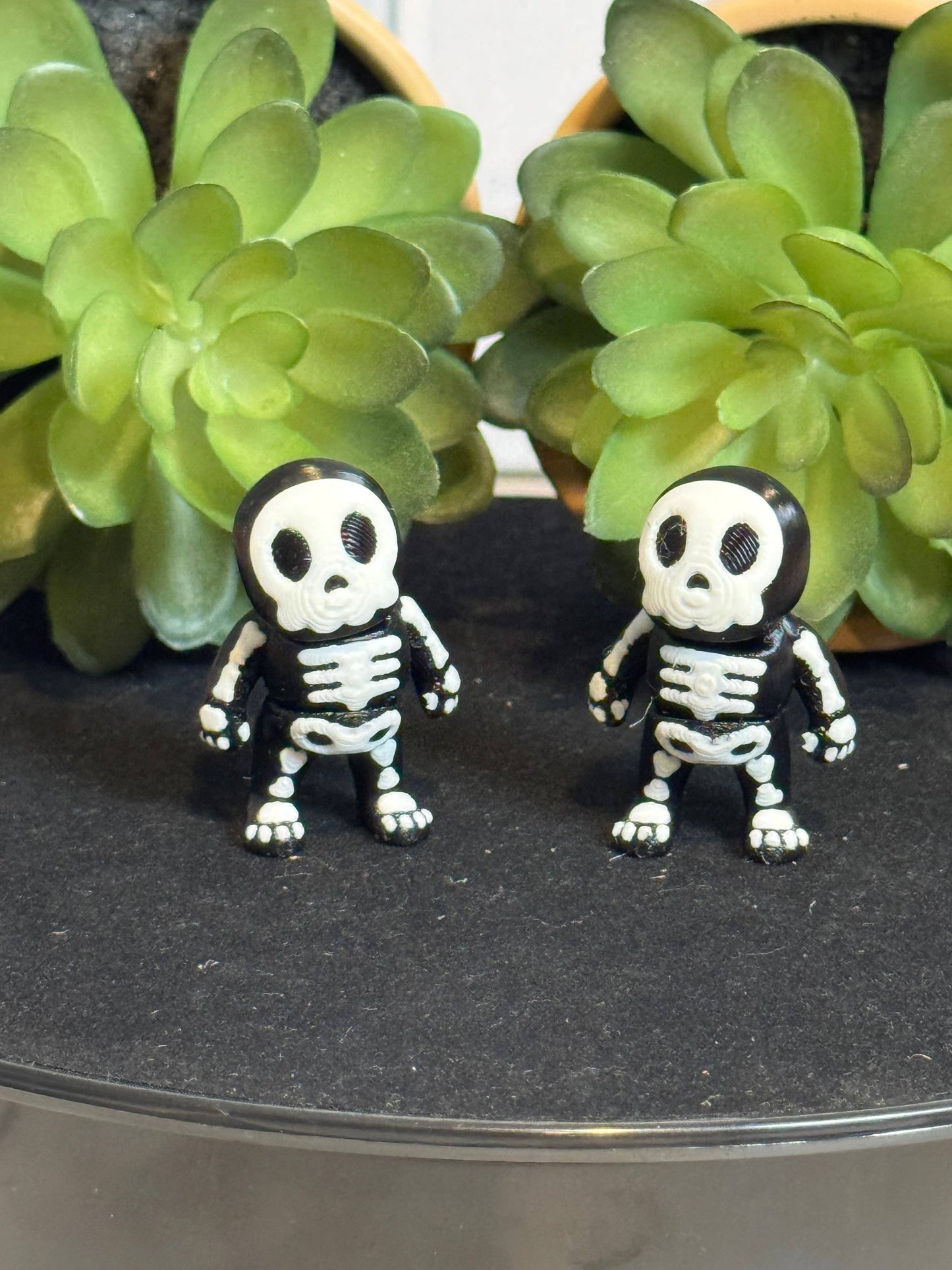 Halloween Skeleton • Halloween • Mini 3D Printed Articulated Animal • Flexi Animals • Pocket Pets • Pocket Pals • Desk Pets