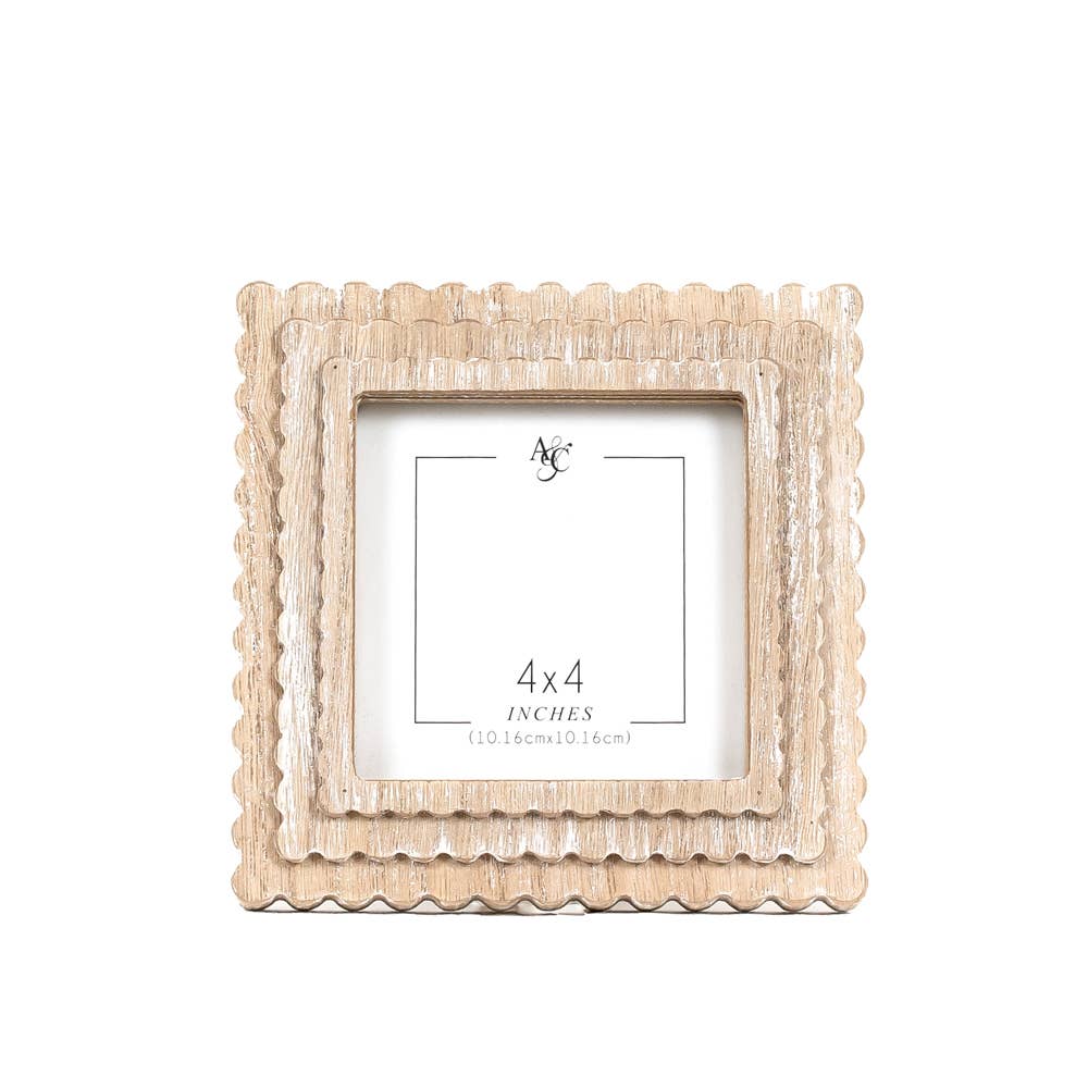 6x6x1 wood SCALLOP photo frame (holds 4x4 pic) - 17018