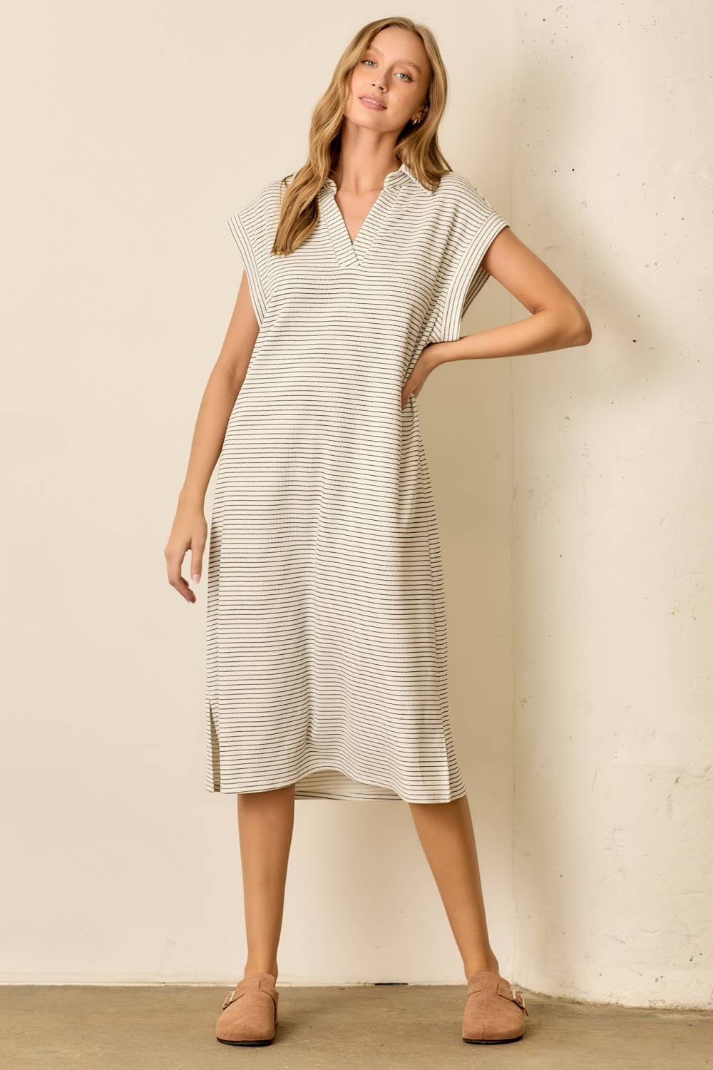 STRIPE COLLAR KNIT DRESS