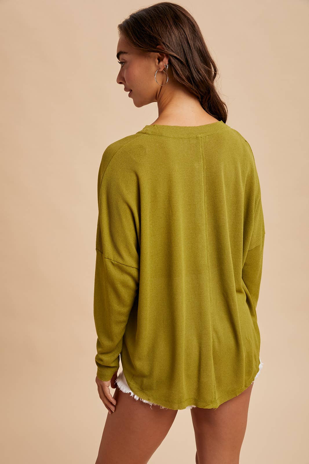 LONG SLEEVE HENLEY TOP WITH RAW EDGE HEM