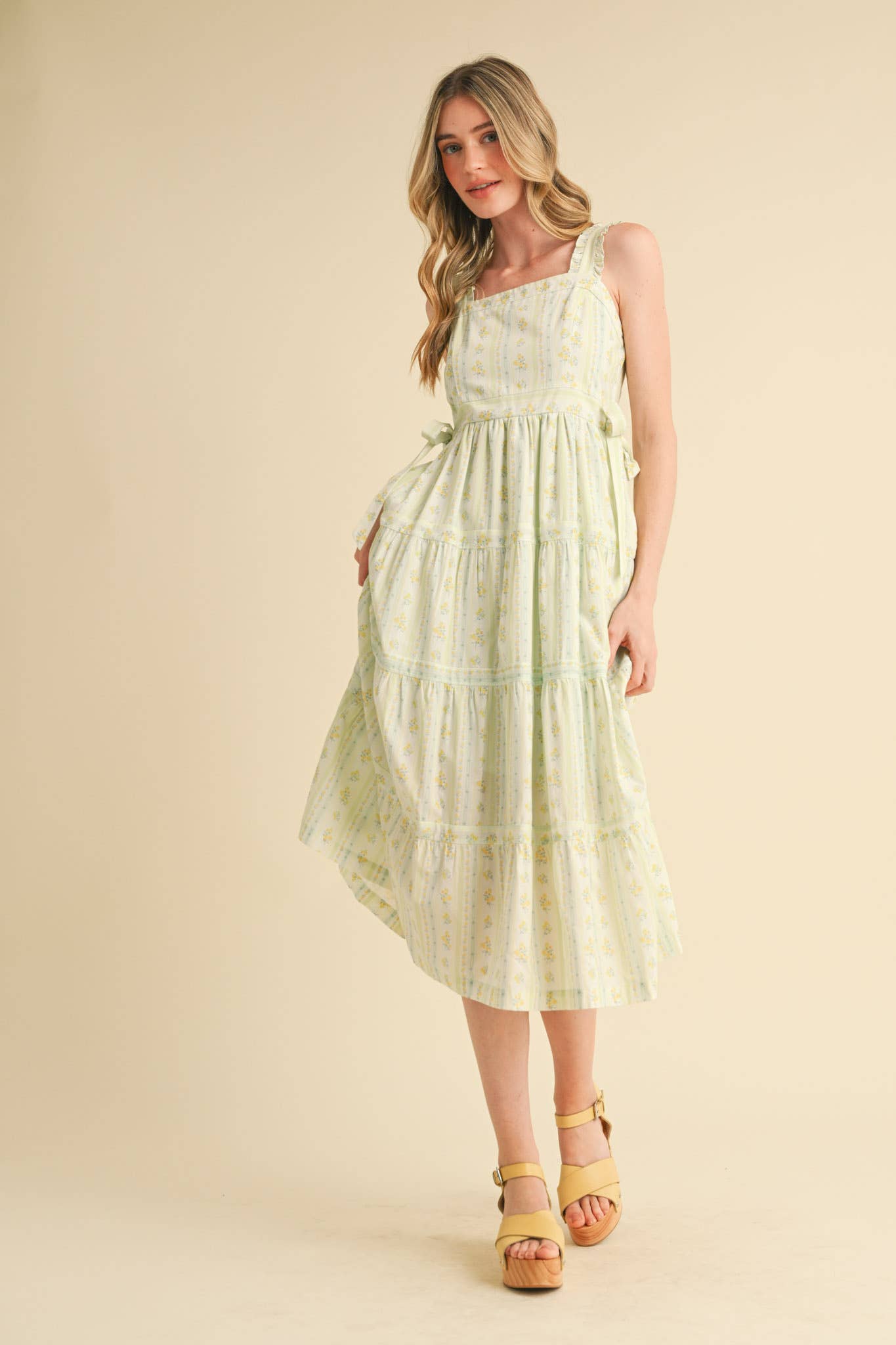 RUFFLED STRAP FLORAL MIDI DRESS WITH SIDE TYING BOWS MDR3586