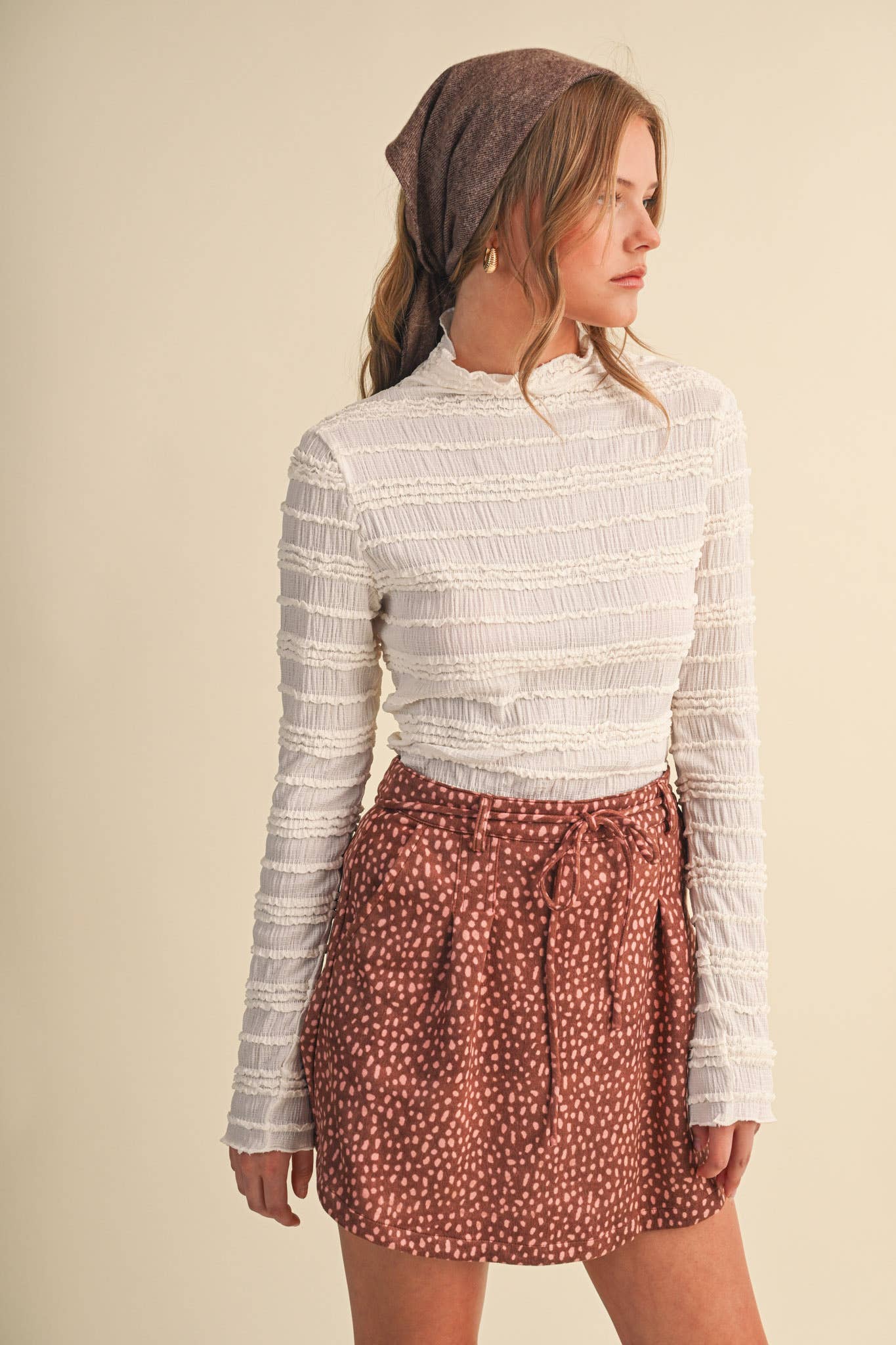 SHIRRED LONG SLEEVE MOCK NECK TOP MTP5407