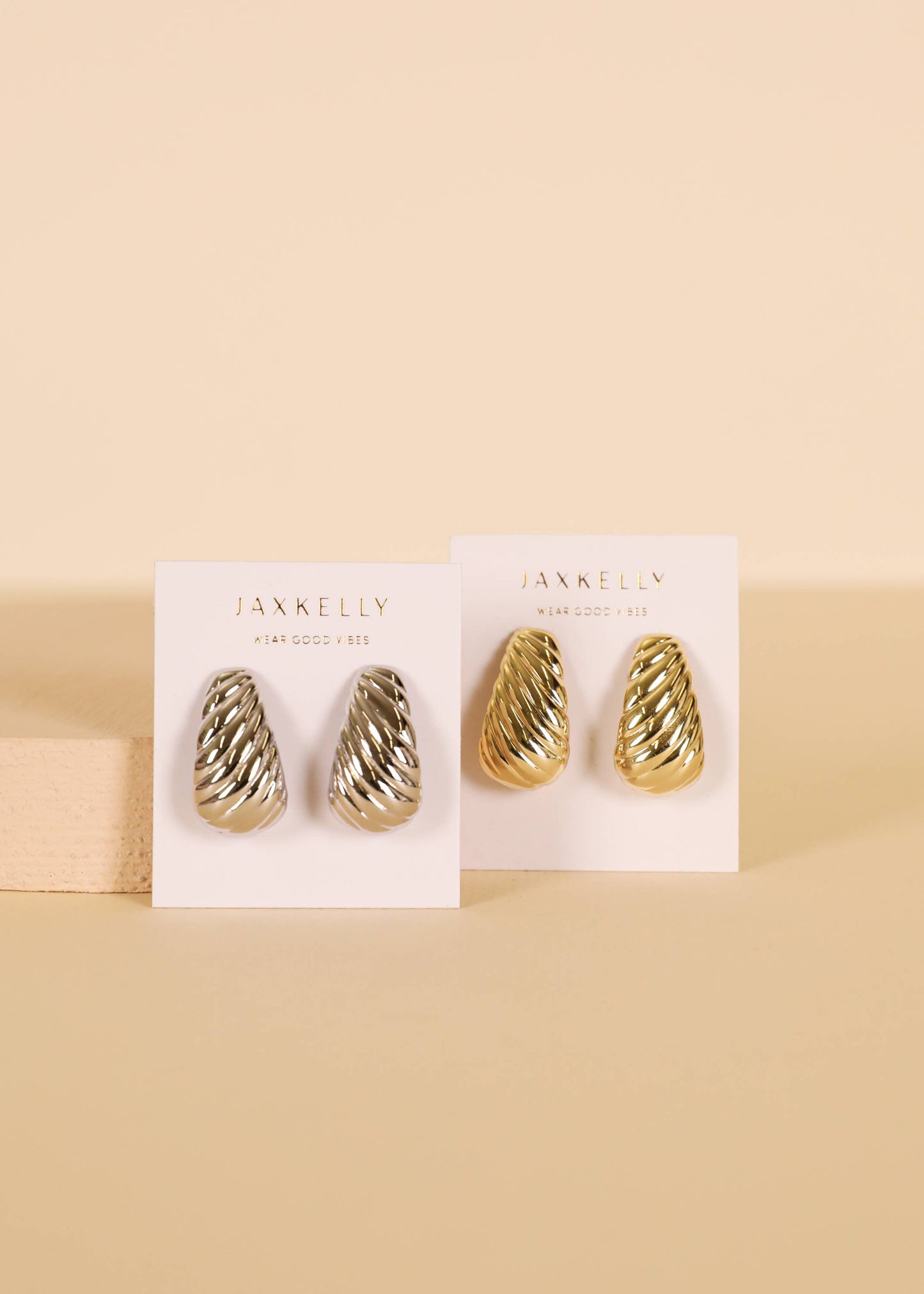 Silver - Bold Swirl - Earrings