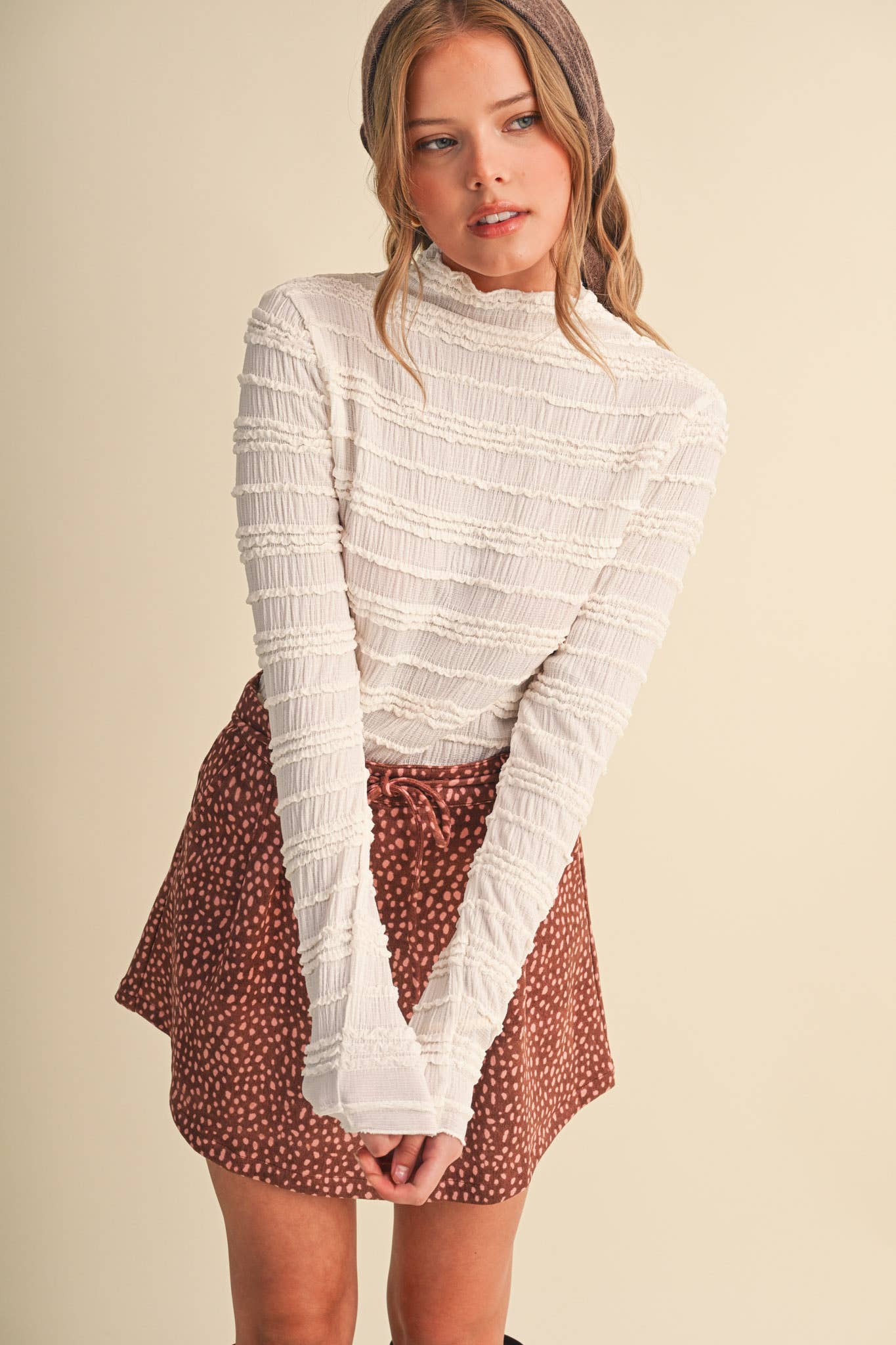 SHIRRED LONG SLEEVE MOCK NECK TOP MTP5407